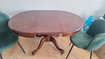 Elegante uitklapbare salon/eettafel