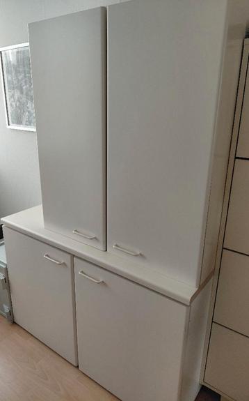 Kasten voor hobbyruimte