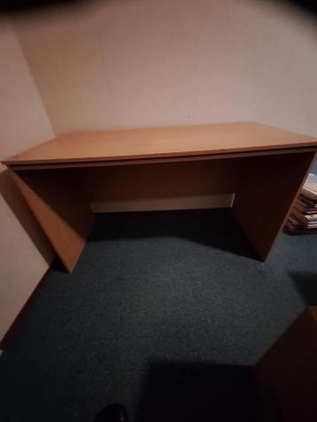 Gratis  bureau/ computertafel