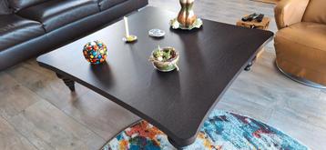 mooie zitkamer tafel