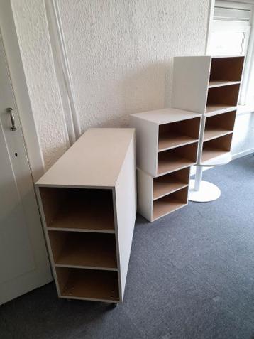 Kist of kubus, als opbergbak of in de winkel als verhoger