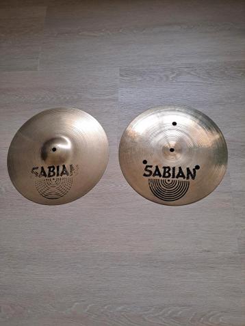 Diverse bekkens Sabian voor weinig