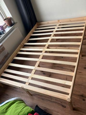 Houten bed opknappertje of extra hout