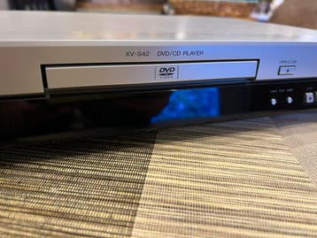 JVC XV-S42 DVD/CD speler