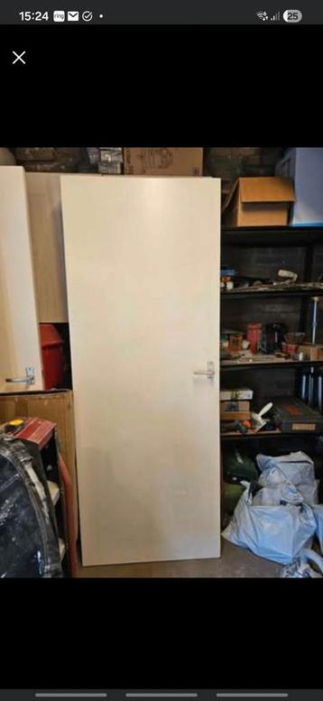 Gratis ophalen, twee stompe binnendeuren