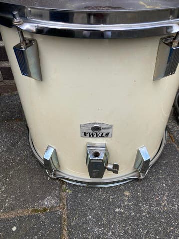 Tama drumketels inclusief cases (geen mounting gear/snare)