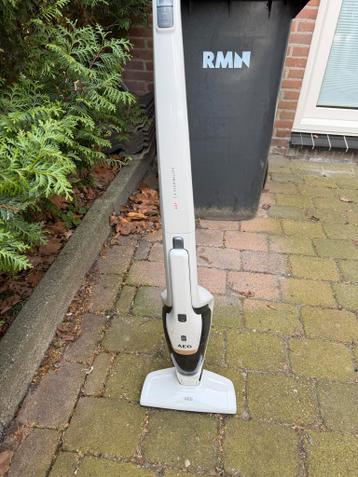 AEG CX7 Steelstofzuiger defect