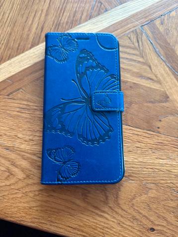 Blauw telefoonhoesje met vlinders gratis