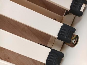 Solide ledikant +bodem en matras