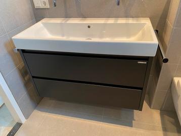 Wastafel meubel en blad