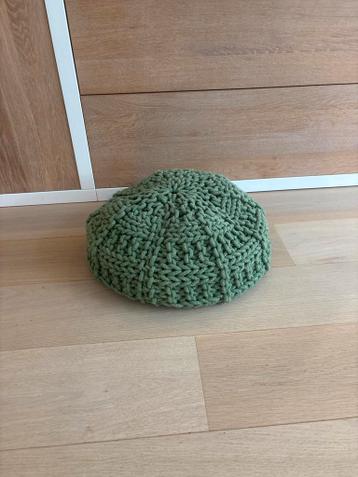 Groene poef gratis
