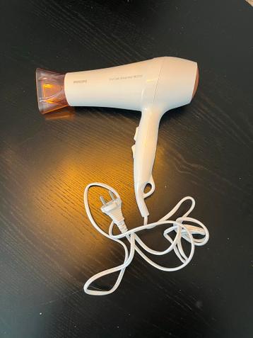 Philips DryCare Essential 1800W Föhn - Snel en Efficiënt