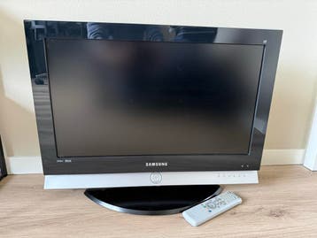 Samsung 26 inch TV te koop - Ideaal voor slaapkamer/student