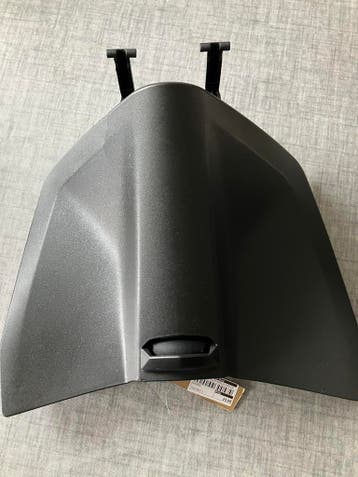 Aprillia. SXR 50 beenschild.