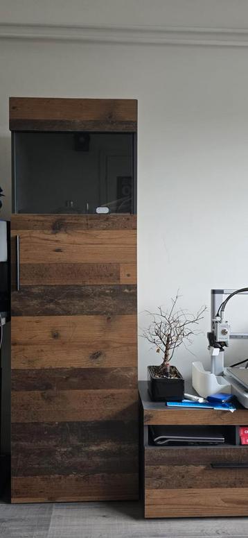 2 wandkasten en 1 tv meubel GRATIS