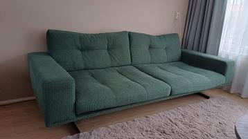 Urban loungebank groen