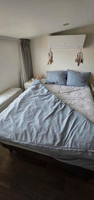 Ikea boxspring met topper