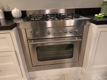 solitaire zes pits gasfornuis met oven