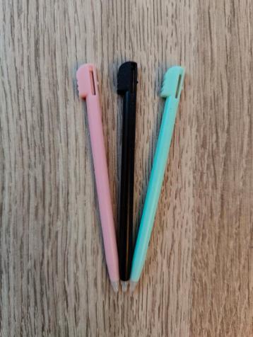 Nintendo DS lite stylus