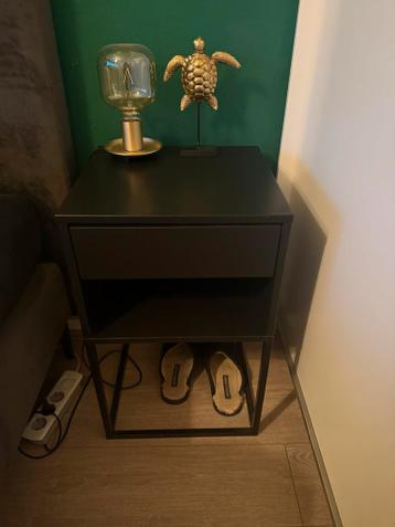 Zwarte nachtkastjes - Smal en breder, Ikea