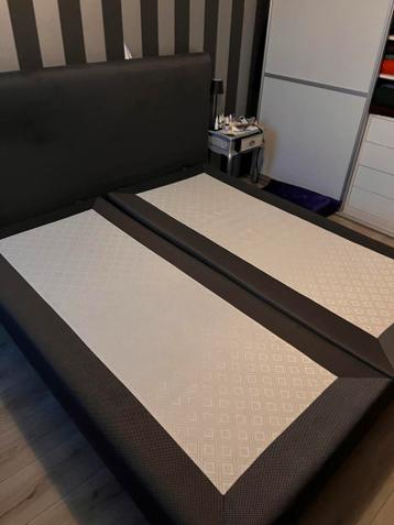 Boxspring 180 x 200 cm GRATIS