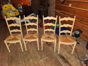 Set van 4 stoelen met rieten zitting