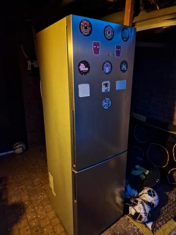 Bier koelkast met vriesvak