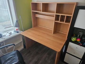 Gratis bureau – Gebruikt maar prima staat