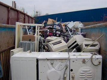 GEZOCHT kapotte apparaten /oud ijzer