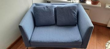 Loveseat op zoek naar nieuwe liefde
