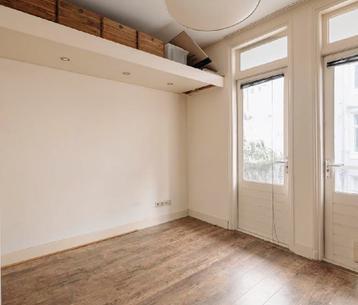 Laminaatvloer donkere houtlook 30-35m2