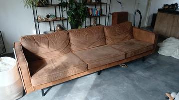 GRATIS bankstel en loveseat