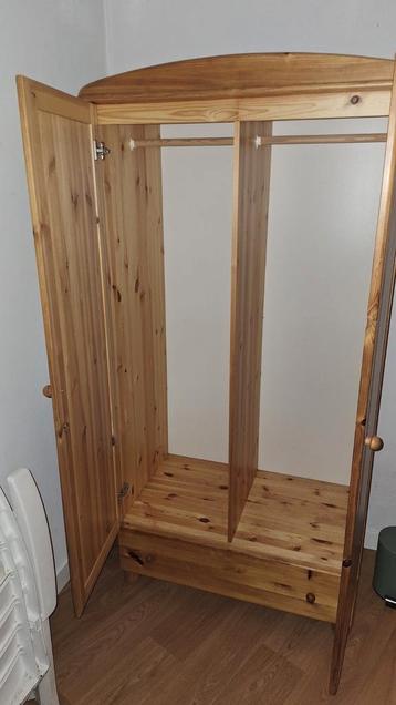 Gratis grenen kast met twee deuren en lade - 1800% gratis!