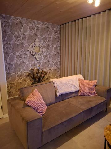 Gratis af te halen nette bank kleur taupe