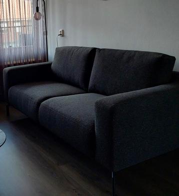 Bank 190 breed stof zwart antraciet 1 jaar oud gratis