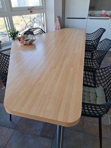 grote op maat gemaakte  beuken eettafel