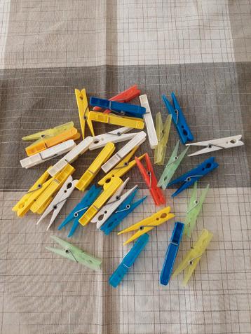 Ophalen enkele gekleurde - plastic wasknijpers - knijpers -