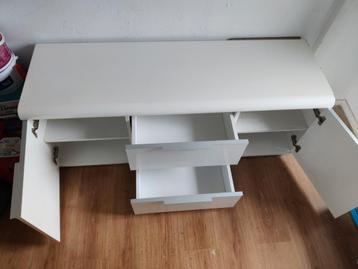 TV meubel 145x45x55cm (LxBxH) (Gratis ophalen)