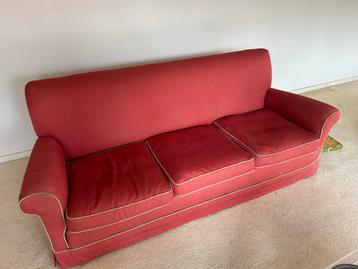 Rode driezitsbank