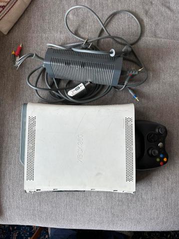 Xbox 360 console met controller + FIFA