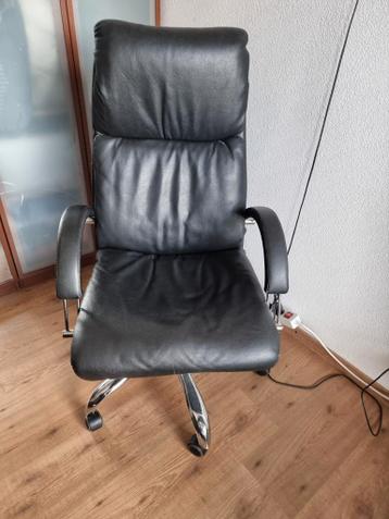 GRATIS Zwart leren bureaustoel