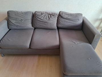 Gratis af te halen! Stoffen grijze bank, 3 zits.
