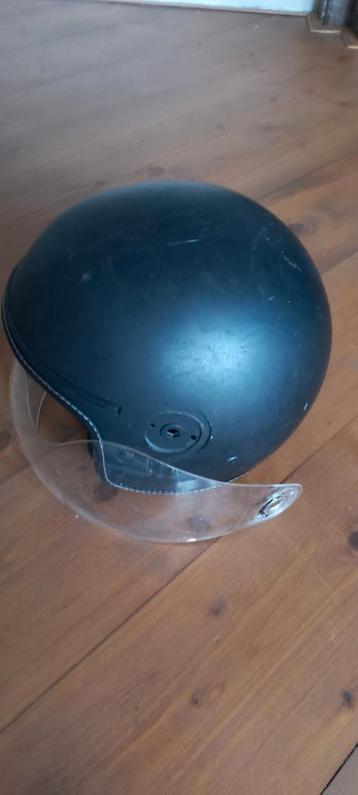 Zwarte brommerhelm met vizier