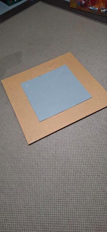 Legotafelblad past op ikea tafeltje