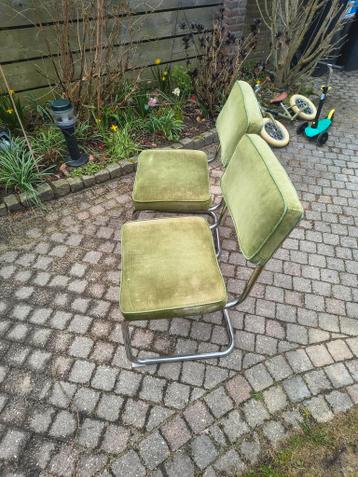 Twee groene stoelen