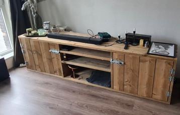 Moet weg!! Houten tv meubel