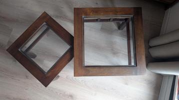 Set van 2 bijzettafels met glazen blad