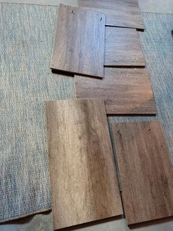 Gratis stevig hout mooi voor schappen te maken