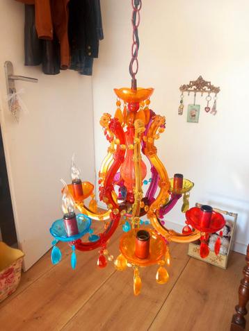 gratis kroonluchters meisjeskamer/tienerkamer