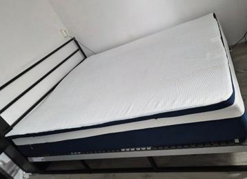 Zwart Metalen bedframe 160200